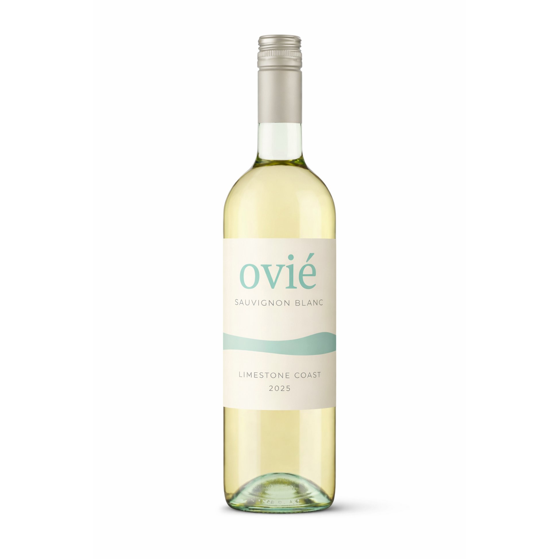 OVIÉ Sauvignon Blanc Limestone Coast 2025 wine bottle on white background