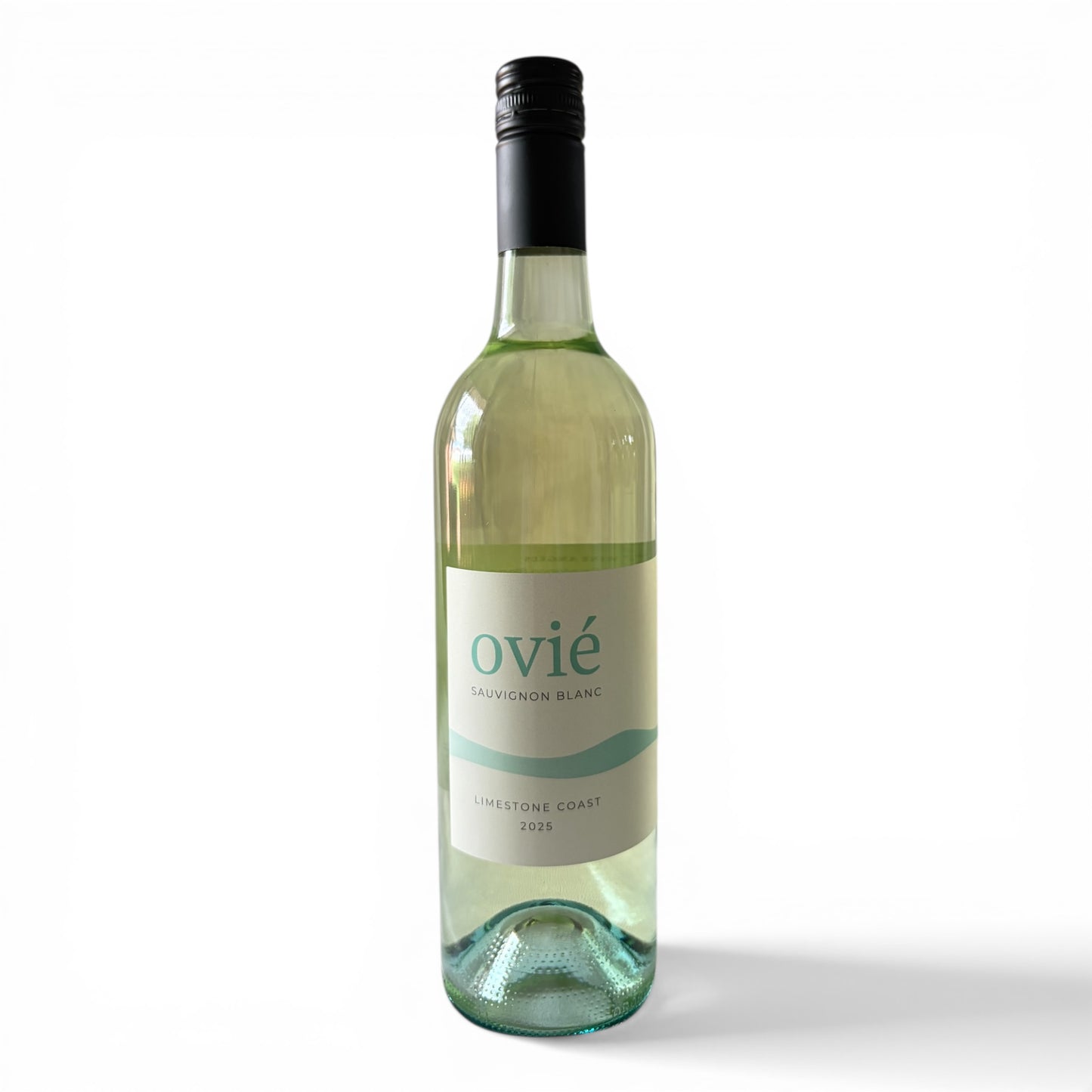 Wine bottle labeled 'ovié' on a white background